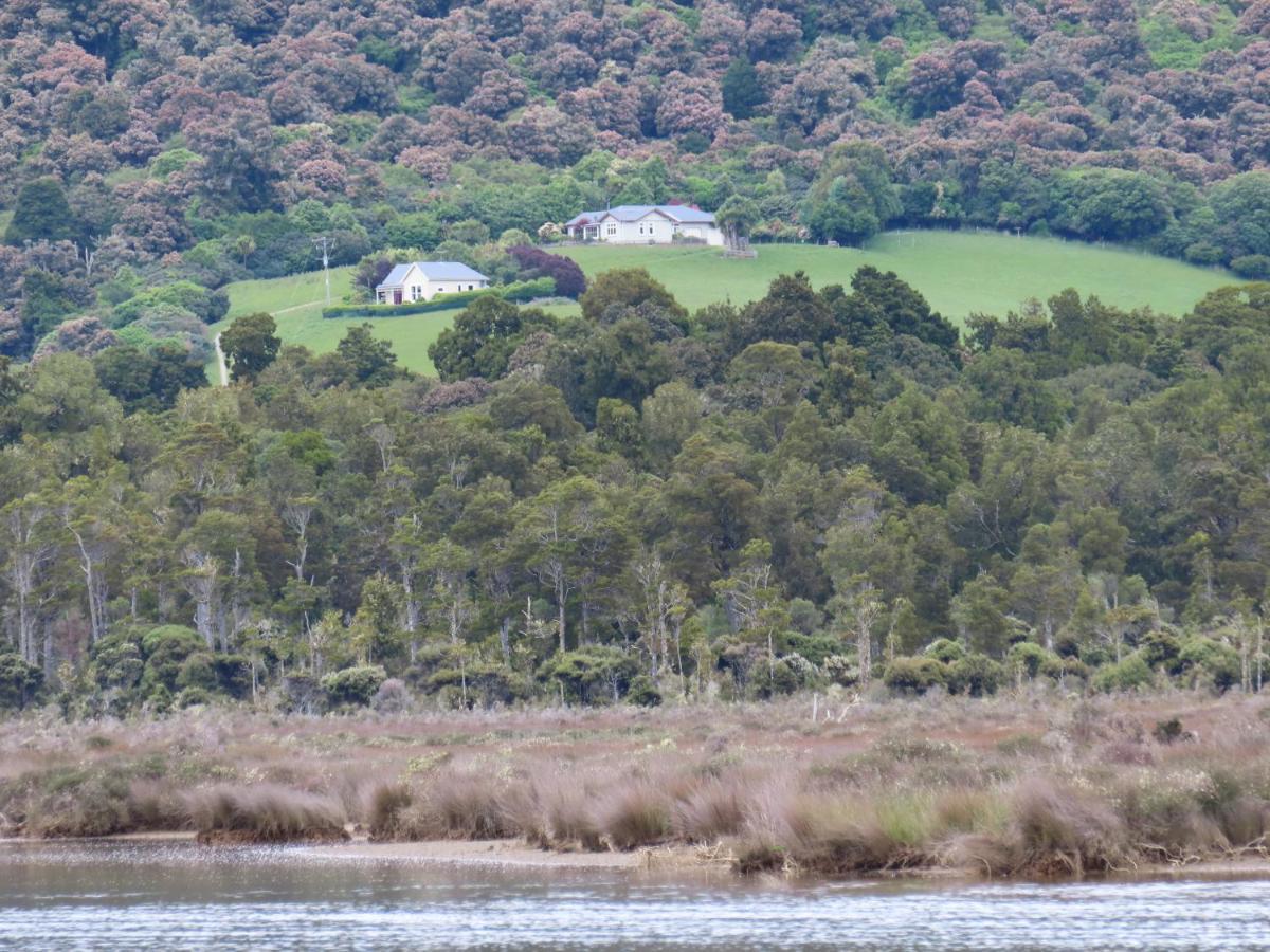 Hilltop Accommodation Catlins Papatowai Exterior photo